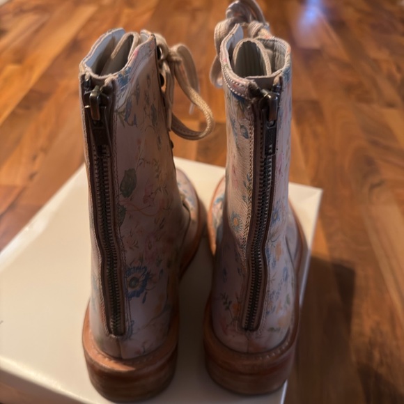 Free People Santa Fe Floral 🌸Lace Up Boots(size 37) - Picture 14 of 15